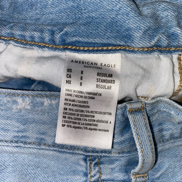 AE Ripped Mom Jeans - Picture 6 of 6